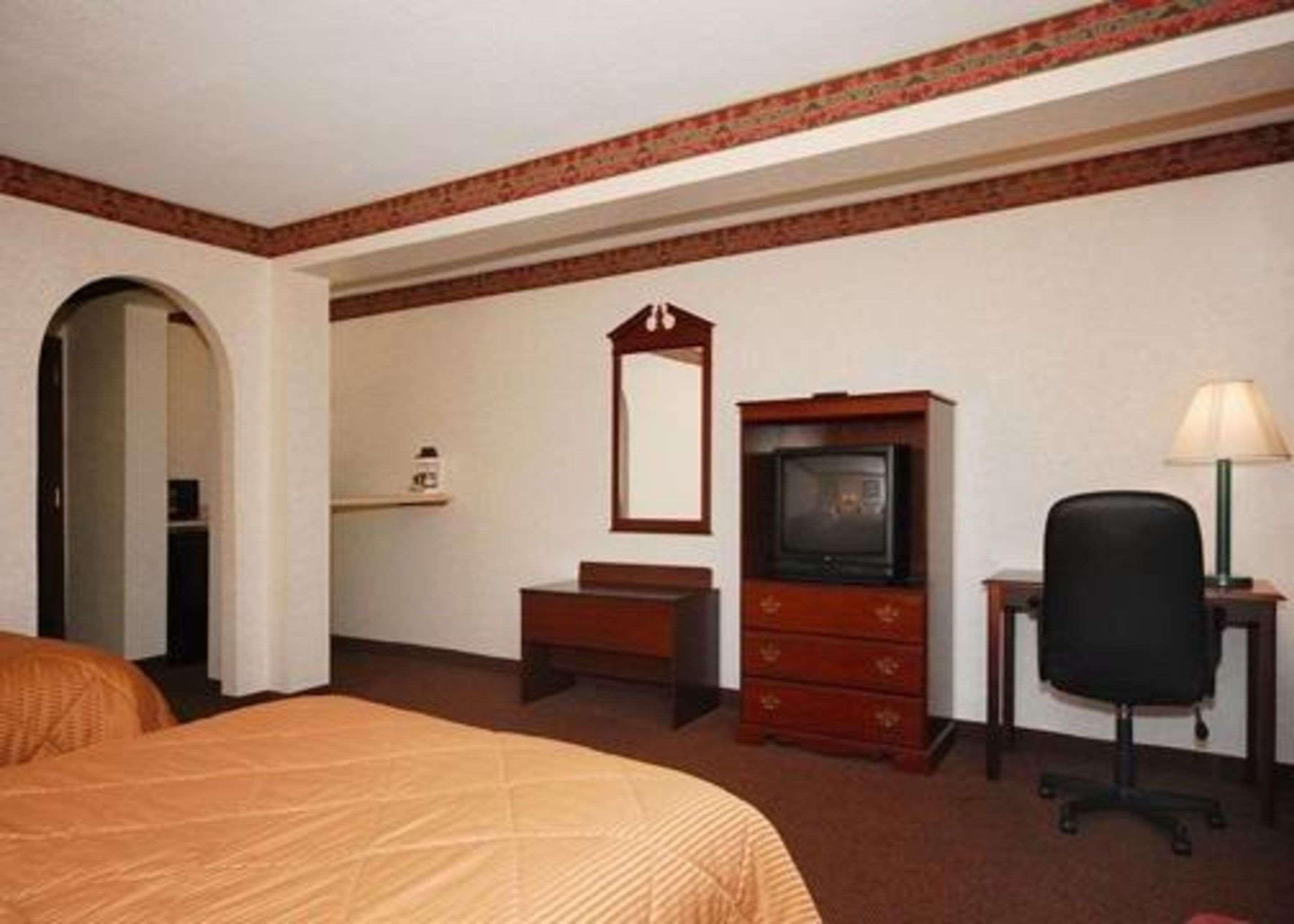 Quality Inn & Suites Tarboro - Kingsboro Exterior foto