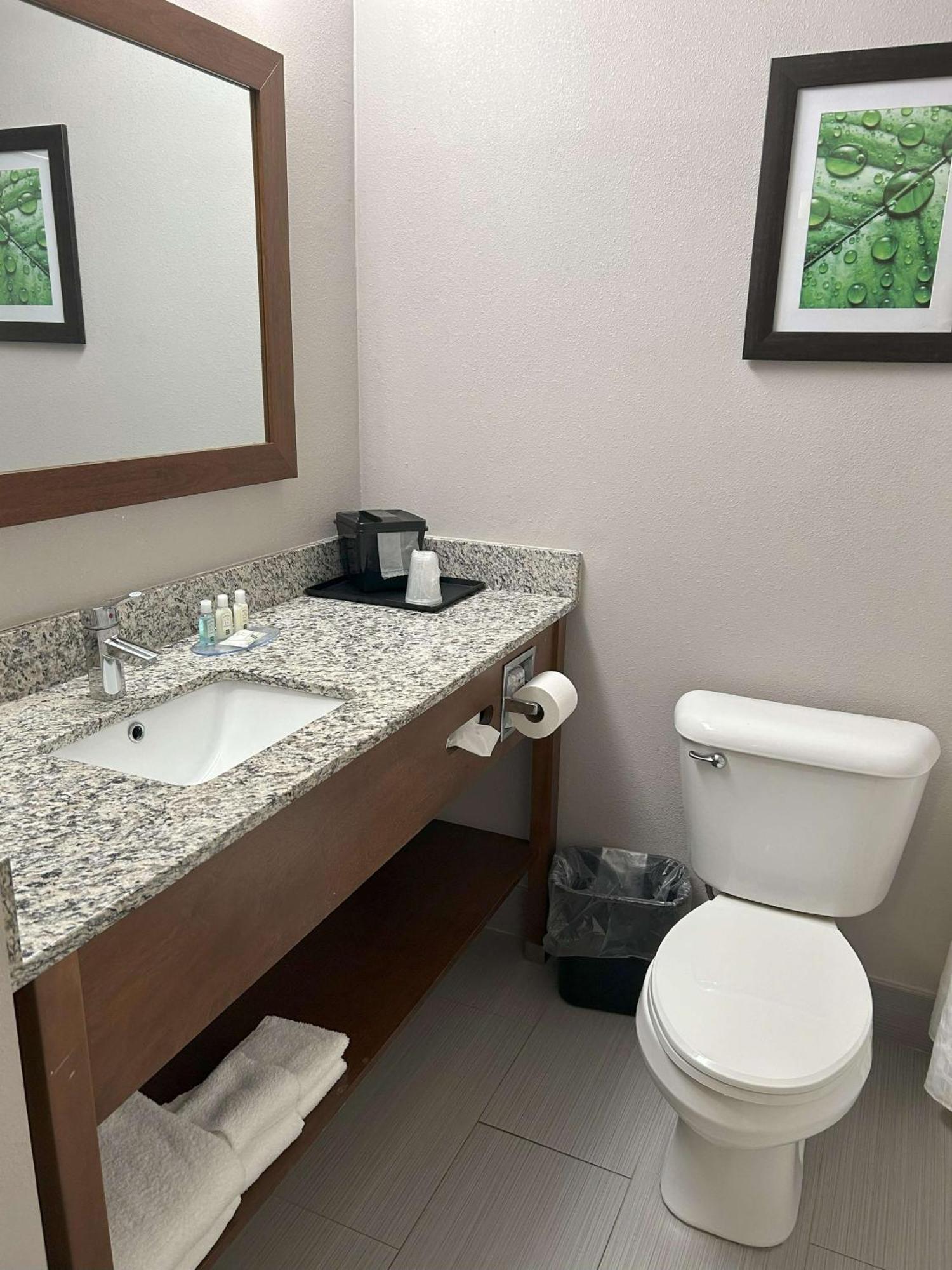 Quality Inn & Suites Tarboro - Kingsboro Exterior foto